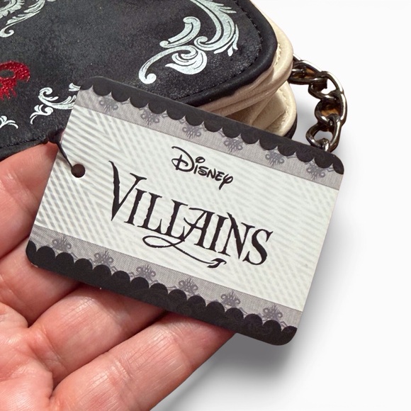 Disney Evil Queen Spell Book crossbody/shoulder bag Snow White & Seven Dwarfs - Picture 8 of 10